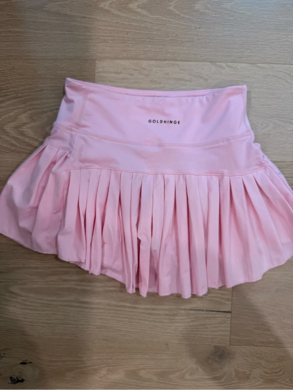 Light pink gold hinge skirt